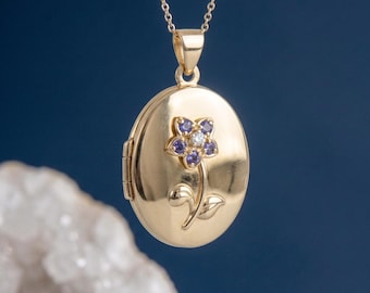 Forget Me Not Photo Locket Necklace in Solid 9ct Gold
