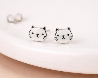 Sterling Silver Cat Stud Earrings – 8mm
