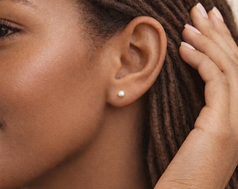 Sterling Silver White Freshwater Pearl Micro Stud Earrings – 3mm