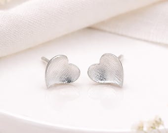 Sterling Silver Textured Heart Stud Earrings – 7mm