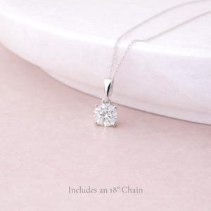 Gepersonaliseerde sterlingzilveren Moissaniet-diamant solitaire hanger ketting