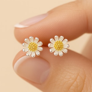 Sterling Silver Golden Daisy Stud Earrings
