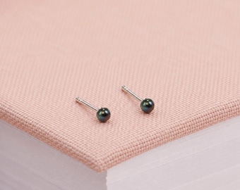3mm Sterling Silver Peacock Pearl Stud Earrings
