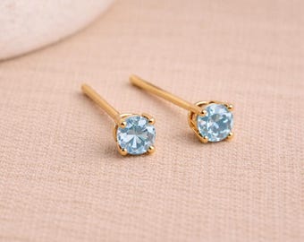 Solid 9ct Gold March Aquamarine Birthstone Stud Earrings – 4mm