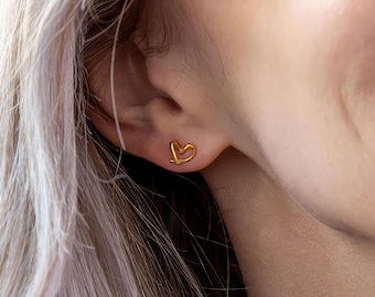 Gold Plated Sterling Silver Paloma Forever Heart Stud Earrings – 6mm