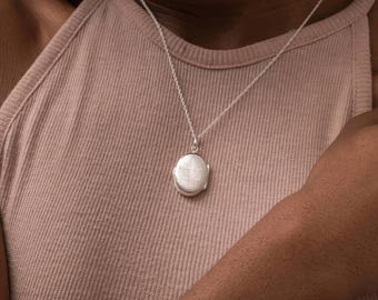 55Carat Genuine Rainbow Moonstone Pendant - 4 Carat, Sterling Silver Locket, Natural Gemstone For Jewelry Making - View #9