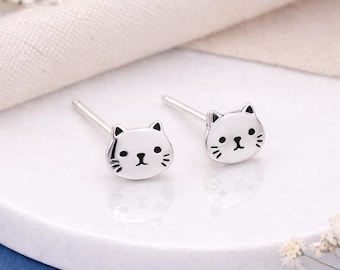 Sterling Silver Cat Stud Earrings – 8mm