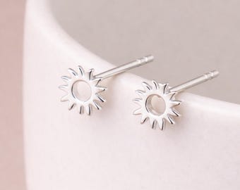 Sterling Silver Sunshine Stud Earrings – 7mm