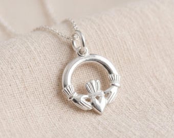 Personalised Irish Claddagh Pendant Necklace in Sterling Silver