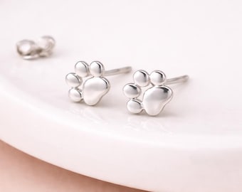 Sterling Silver Paw Print Stud Earrings – 5mm