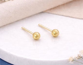 Solid 9ct Gold Diamond Cut Micro Ball Stud Earrings – 4mm