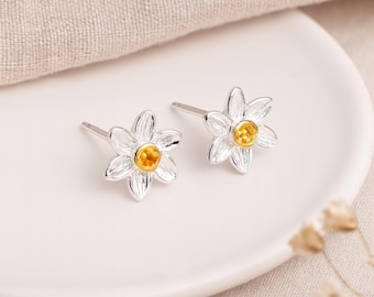Sterling Silver & Gold Daffodil Stud Earrings – 6mm