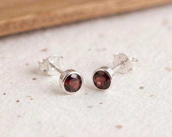 January Garnet Birthstone Stud Earrings in Sterling Silver