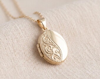 Small Personalised Filigree Milgrain Photo Locket Necklace in Solid 9ct Gold