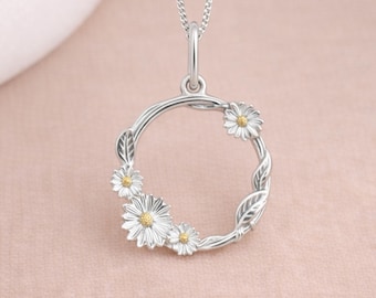 Personalised Sterling Silver and Gold Daisy Wreath Pendant Necklace