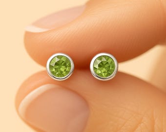 Sterling Silver August Peridot Birthstone Stud Earrings