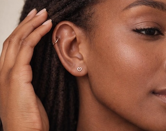 Sterling Silver Cut Out Open Micro Heart Stud Earrings – 4mm