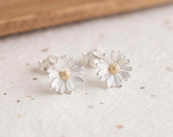 Personalised April Daisy Birth Flower Stud Earrings In Sterling Silver and Gold