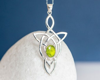 Sterling Silver August Birthstone Celtic Heart Knot
