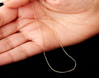 Solid 9ct Gold Light Curb Chain Necklace - 0.8mm Diamond Cut