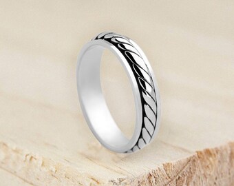 Personalised Sterling Silver Celtic Twist Spinner Ring