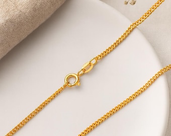 9ct Yellow Gold Medium Diamond Cut Curb Chain Necklace – 16in to 24in