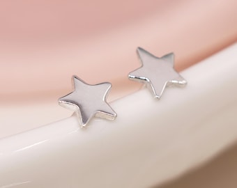 Sterling Silver Micro Star Stud Earrings – 4mm