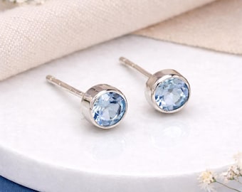 Sterling Silver March Birthstone Stud Earrings – 7mm