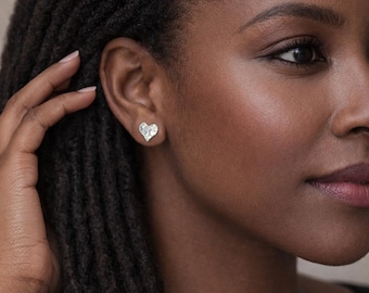 Silver Plated Hammered Heart Stud Earrings – 12mm