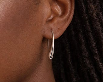Sterling Silver Molten Teardrop Earrings – 25mm