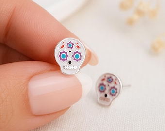 Sterling Silver Sugar Skull Stud Earrings: Día de los Muertos  – 10mm