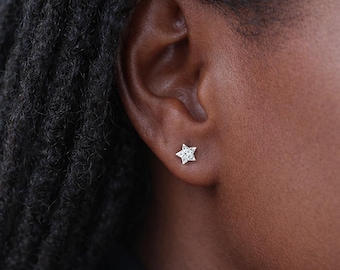 Sterling Silver Sparkling Star Stud Earrings – 5mm