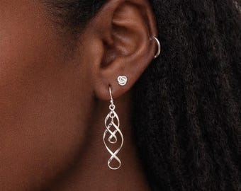 Sterling Silver Simple Knot Stud Earrings – 5mm