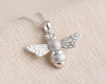 Personalised Solid Bumble Bee Pendant Necklace in Sterling Silver