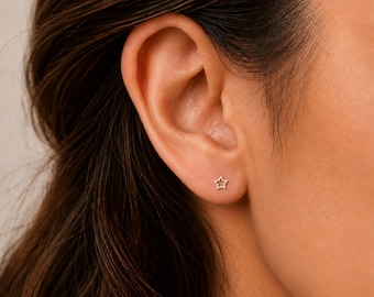 Open Star Stud Earrings in Sterling Silver