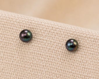 3mm Sterling Silver Peacock Pearl Stud Earrings