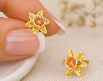 Gold Plated Sterling Silver Daffodil Stud Earrings – 8mm