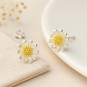 Daisy Stud Earrings • Sterling Silver & Gold April Birth Flower • Gift for Her • Floral Studs • Spring Jewellery •