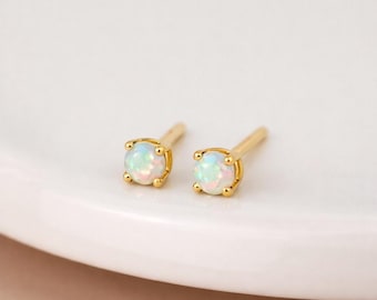 Solid 9ct Gold October Ethiopian Opal Birthstone Stud Earrings – 4mm