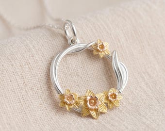 Personalised Daffodil Wreath Pendant Necklace in Sterling Silver and Gold