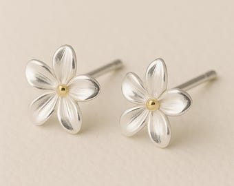 Sterling Silver February Violet Birth Flower Stud Earrings