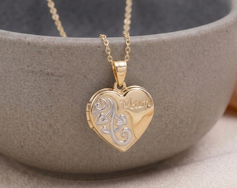 Gepersonaliseerde fotohanger met hartje voor mama, vervaardigd uit massief 9-karaats goud.