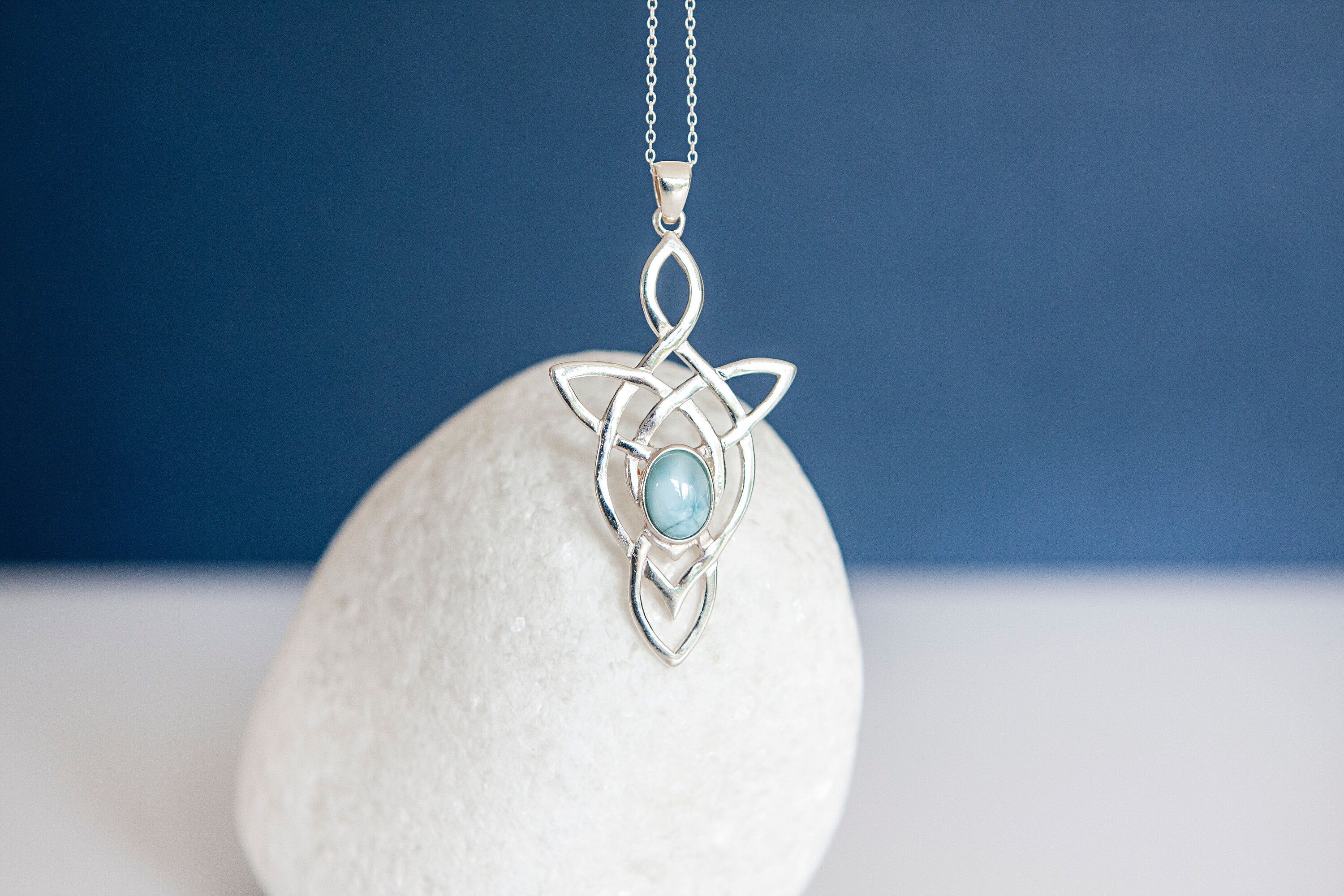 celtic motherhood knot necklace