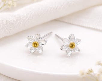 Sterling Silver And Gold Daffodil Stud Earrings – 6mm