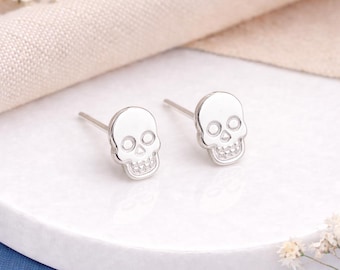 Sterling Silver Skull Stud Earrings – 8mm