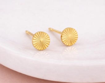 Gold Plated Sterling Silver Sunburst Circle Disc Stud Earrings – 5mm