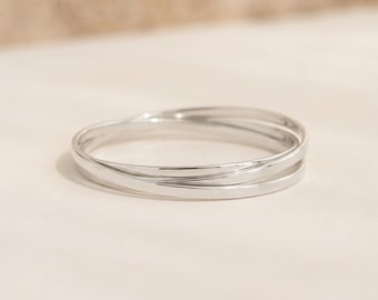 Flat Russian-Ring Triple Interlinked Trinity Bangle Bracelet in Sterling Silver