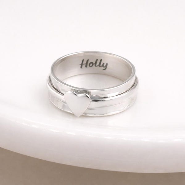 Bague spinner personnalisée en argent sterling avec un cœur délicat – 8 mm