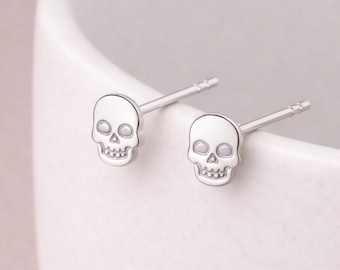 Sterling Silver Skull Stud Earrings – 8mm