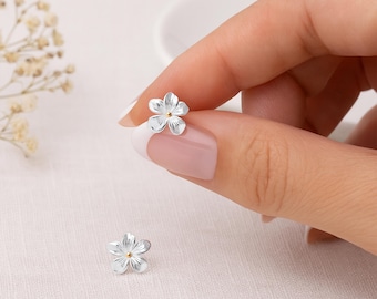 Sterling Silver Cherry Blossom Stud Earrings – 8mm
